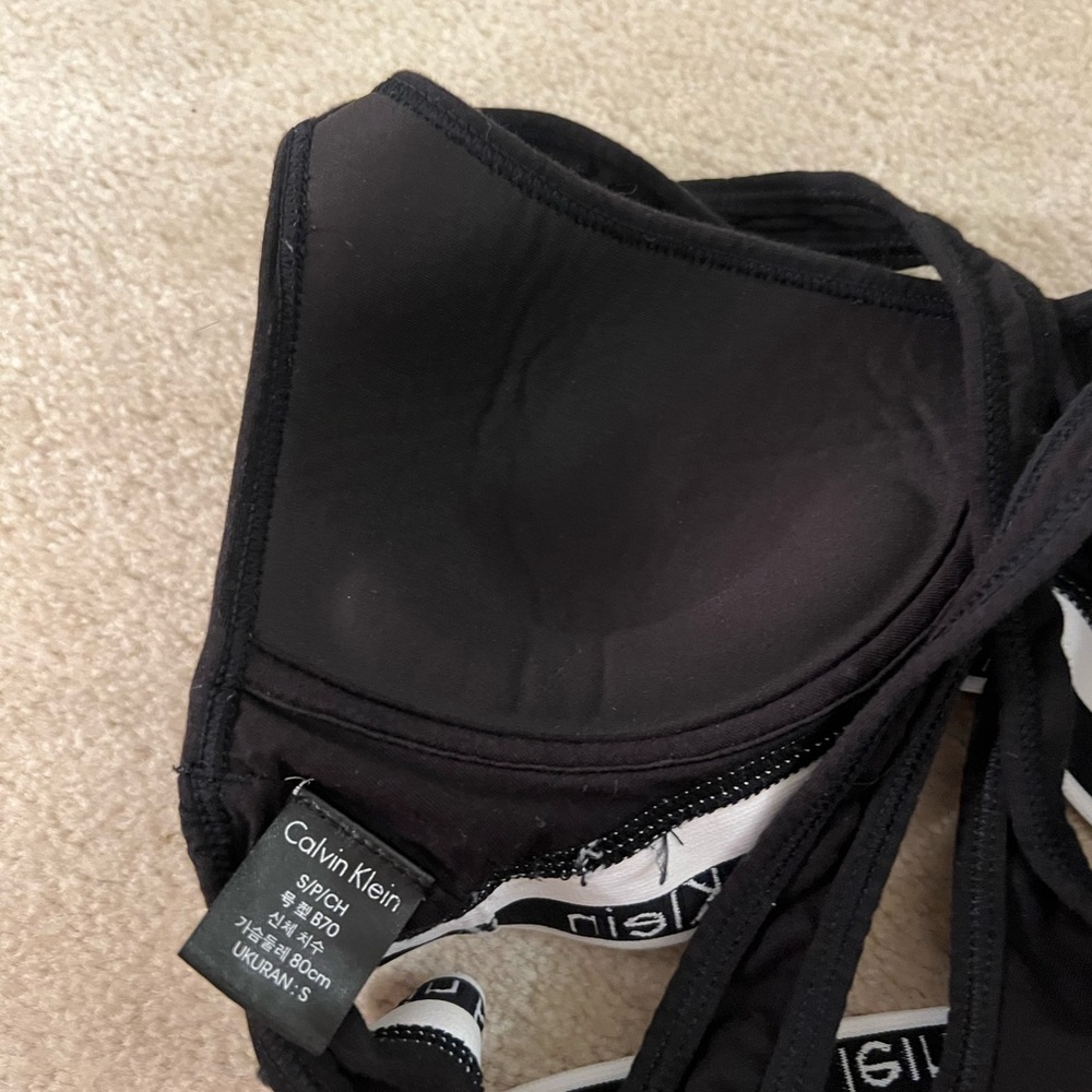 Calvin Klein Padded Bralette - Picture 2 of 2